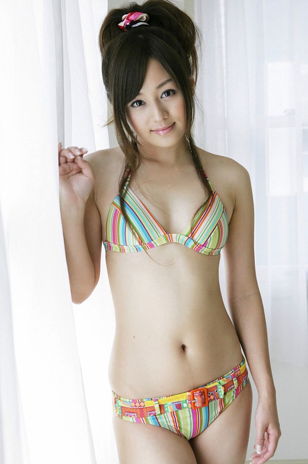 Stunning Japanese girl Jun Natsukawa HD photo.